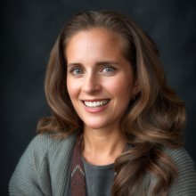 Headshot of Lauren Johnson, PT, DPT