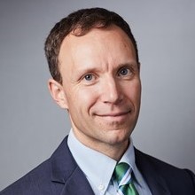 Headshot of Scott Capozza, PT