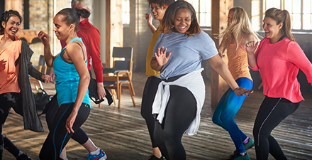 Group of women in an exercise class.